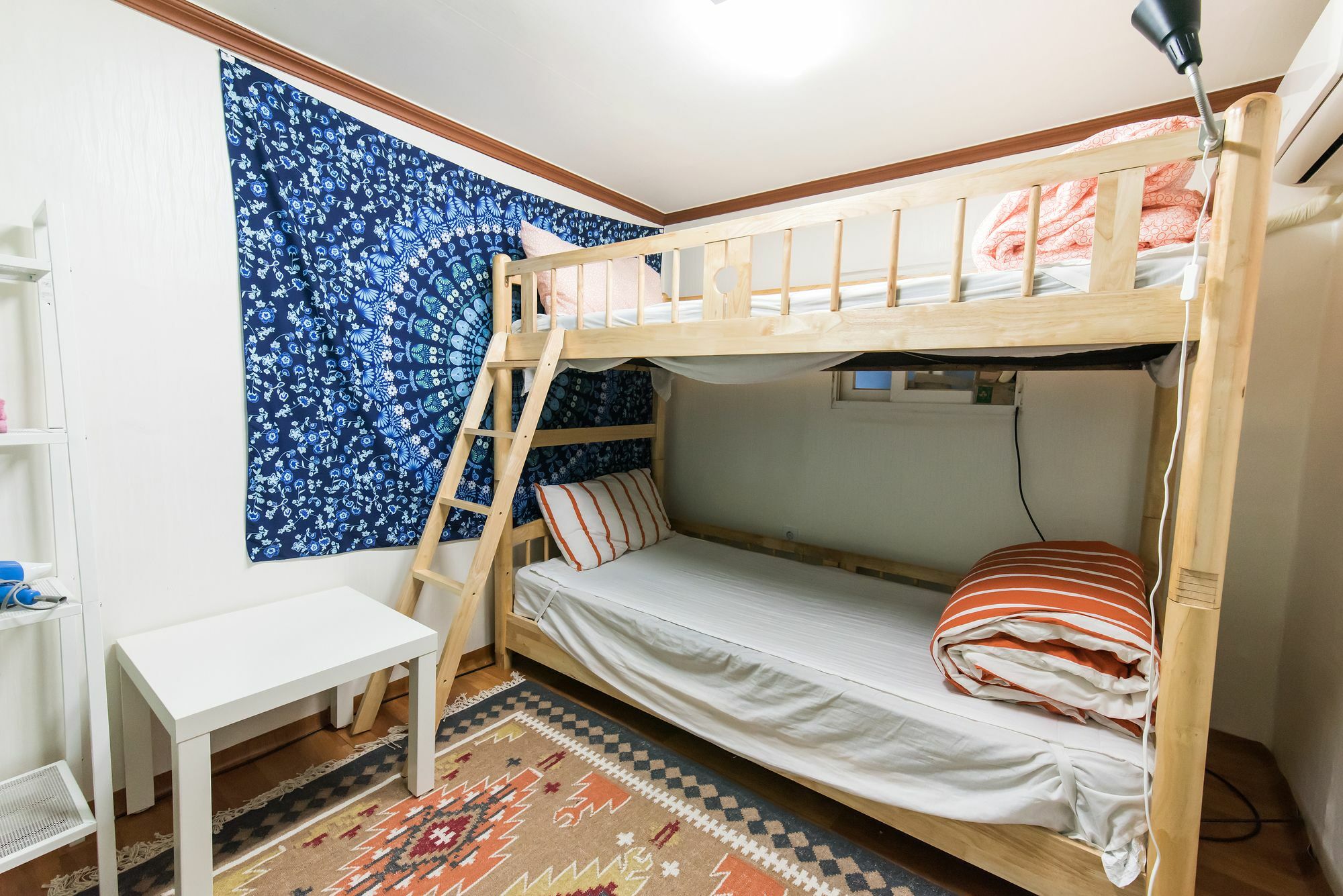 Jinho'S Black Whale Guest House & Bar Seoul Exterior photo